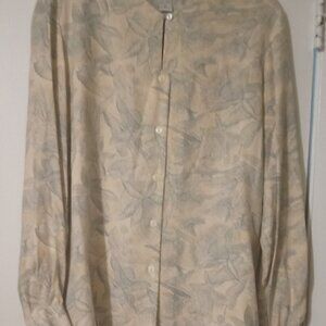 Liz Clairborne women's top size 8 multicolor flower prints long sleeves workwear